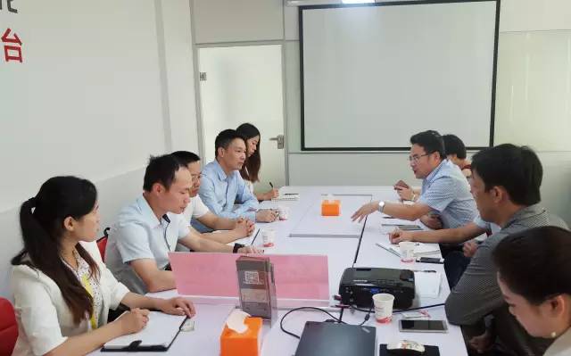 東方龍商務舉辦汽車零部件投資選址項目對接會,陪同相關園區(qū)實地考察項目方 東方龍商務舉辦汽車零部件投資選址項目對接會,陪同相關園區(qū)實地考察項目方