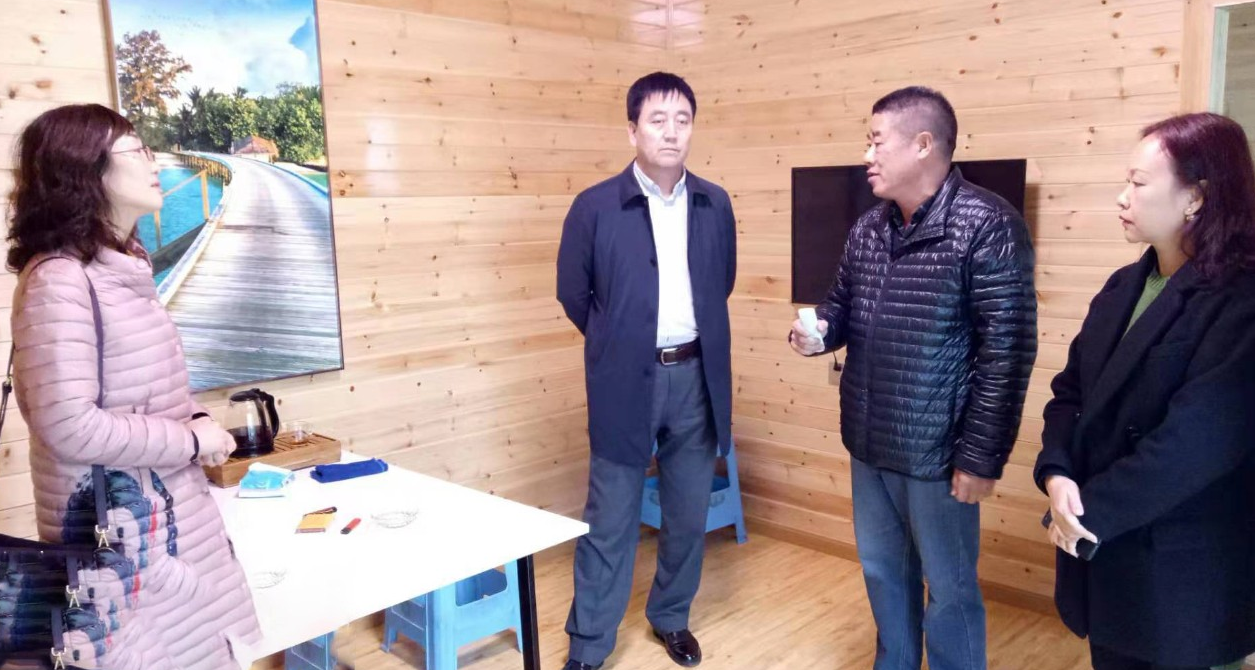 在移動智能屋+儲能鋰電池投資選址項目方生產(chǎn)基地舉行政府對接會，持續(xù)加大優(yōu)質(zhì)項目對接力度