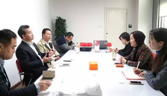 中華-伊斯蘭關(guān)系理事會理事長丁厚飛博士來訪上海東方龍商務(wù)深入洽談一帶一路建設(shè)合作 中華-伊斯蘭關(guān)系理事會理事長丁厚飛博士來訪上海東方龍商務(wù)深入洽談一帶一路建設(shè)合作