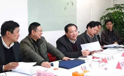 荊門市委常委、常務(wù)副市長(zhǎng)胡功民率隊(duì)赴上?？疾?，與我司簽訂委托招商引資戰(zhàn)略合作協(xié)議