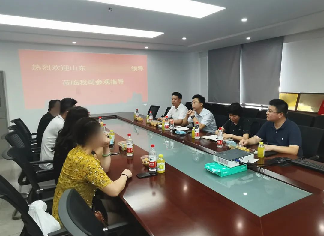 國內(nèi)知名婚紗品牌深度合作商！山東某地方政府順利考察高檔婚紗禮服布料擴建投資選址項目企業(yè)