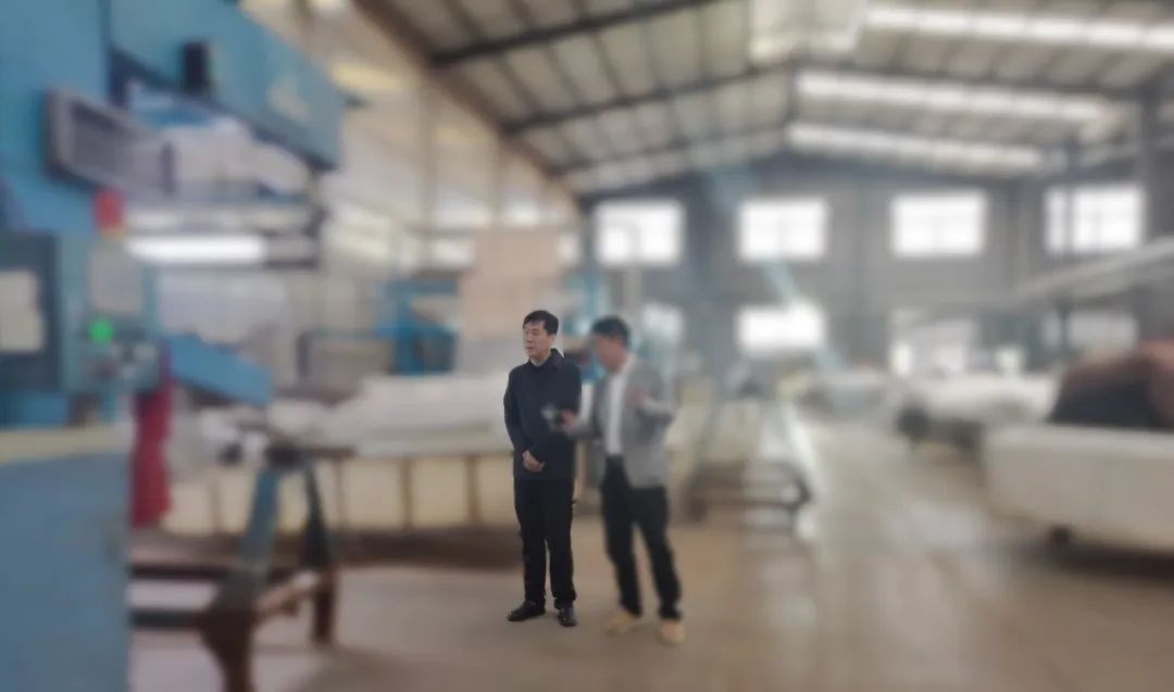 時尚服裝品牌供應(yīng)商！黑龍江某地方政府實地對接老牌紡織布料加工投資選址項目
